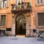 Domus Navona Historical Resort